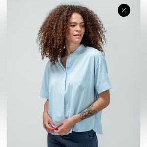 Ministry of Supply women’s Juno boxy blouse, size medium, light blue